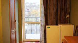 Гостиница Гостевой дом «Маризель» Севастополь Стандартный трехместный номер-2